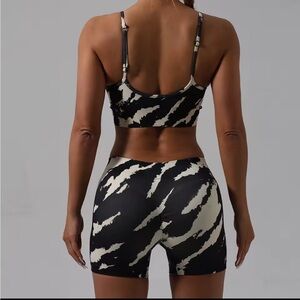 NWT Stylish gym Pilates yoga set